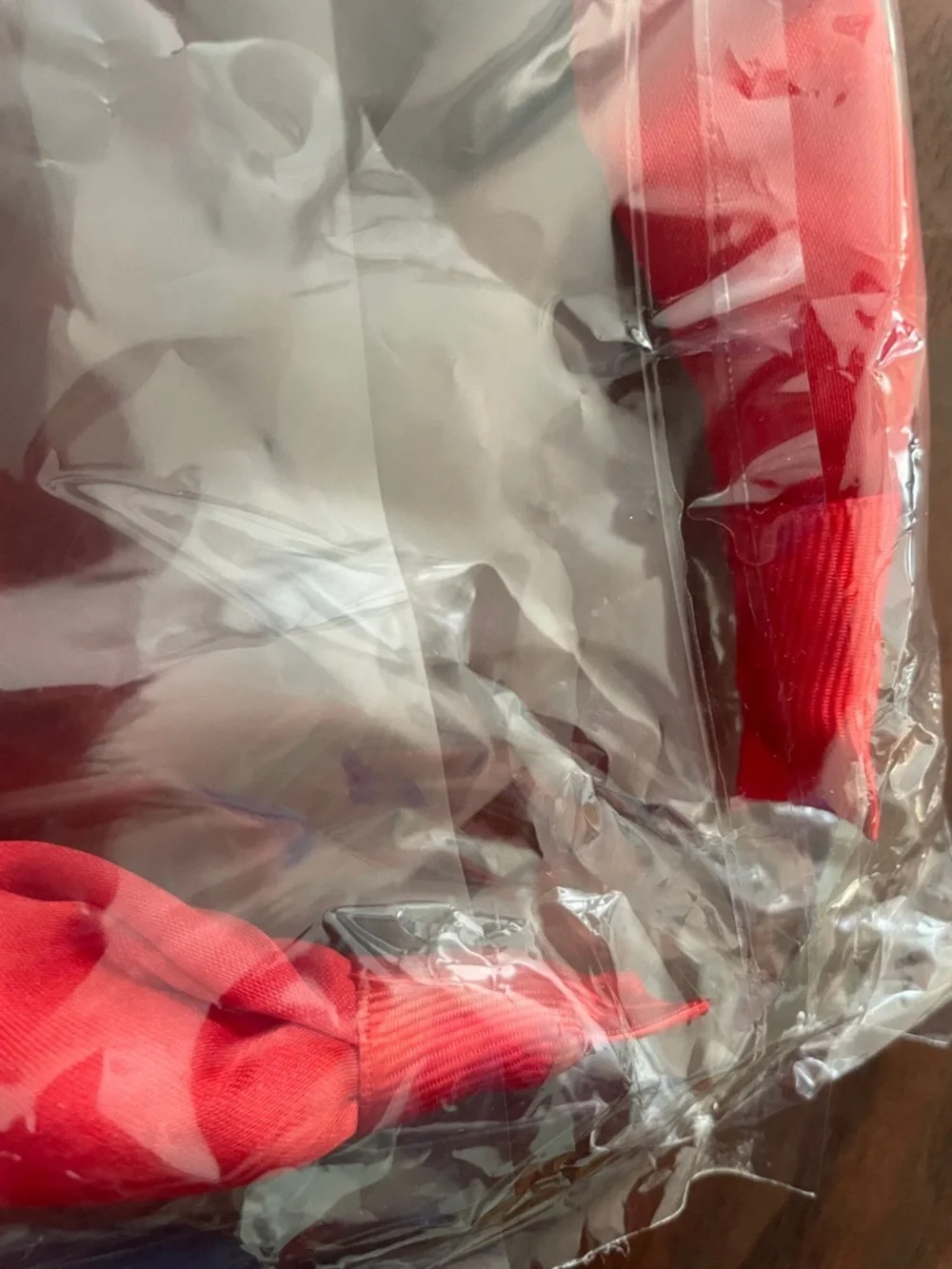 Red Fabric Hairband - Picture 4 of 4